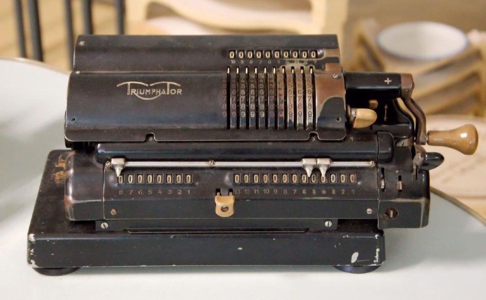 Alte Rechenmaschine