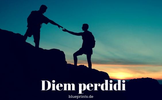 Ein Kletterer hilft einem anderen