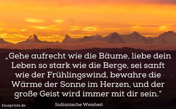 Berge bei Sonnenuntergang