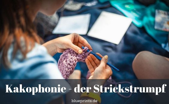 Frau strickt